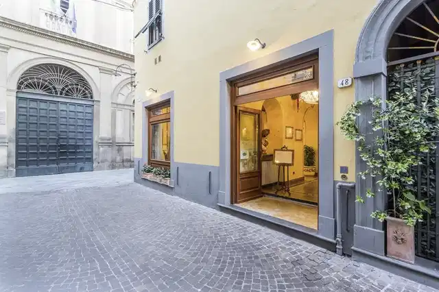 Palazzo Alexander Aussenansicht