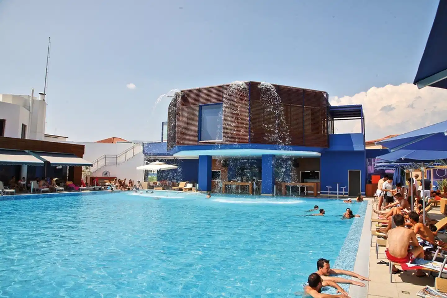 Elite City Resort Pool