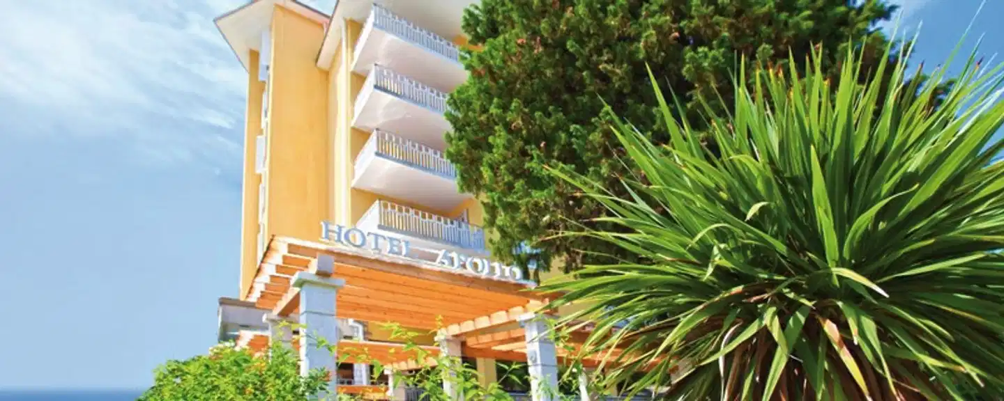 Apollo Aussenansicht