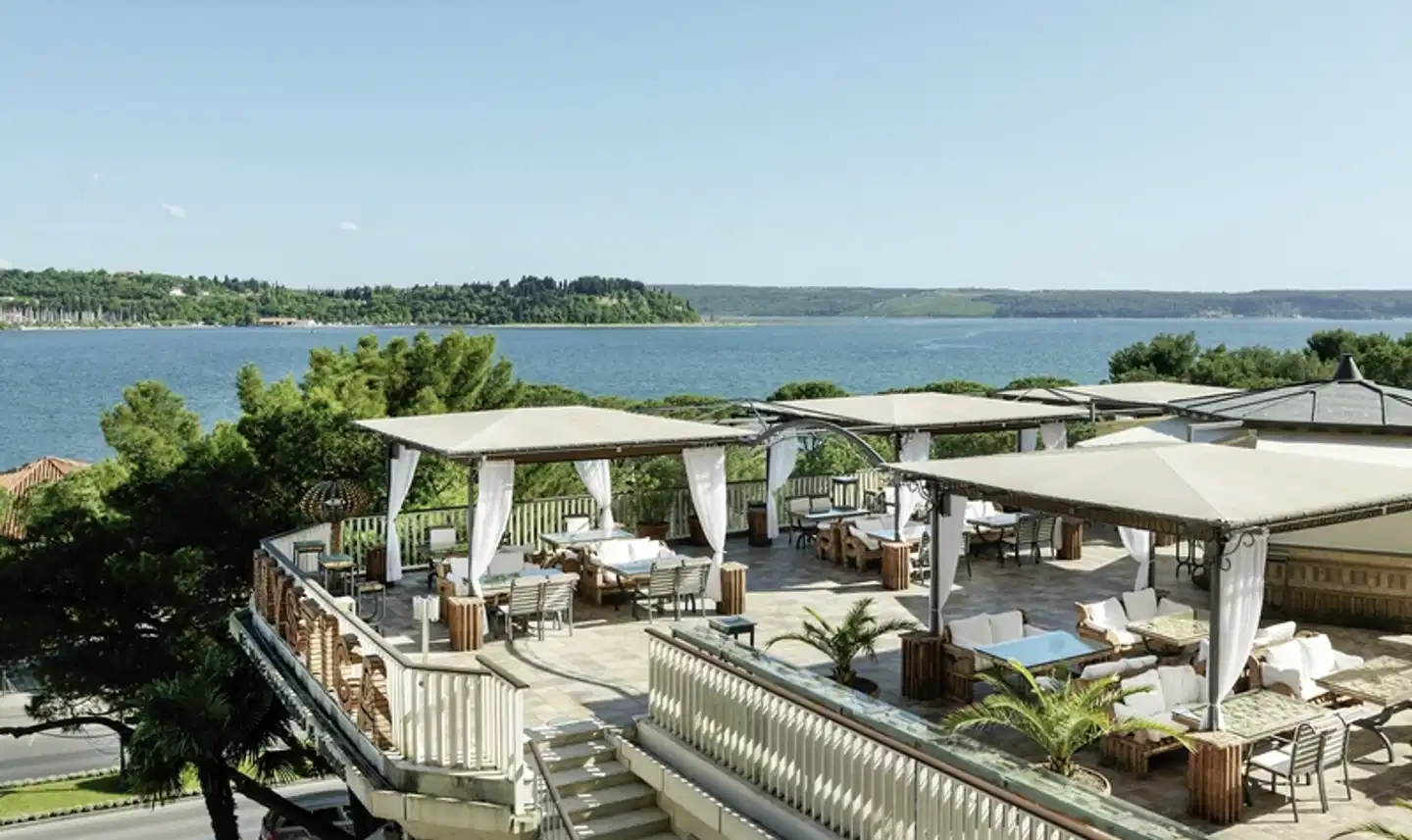 Hotel Slovenija Terrasse