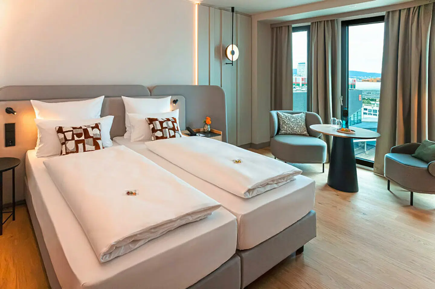 ATLANTIC Hotel Frankfurt ROOM_EXAMPLE