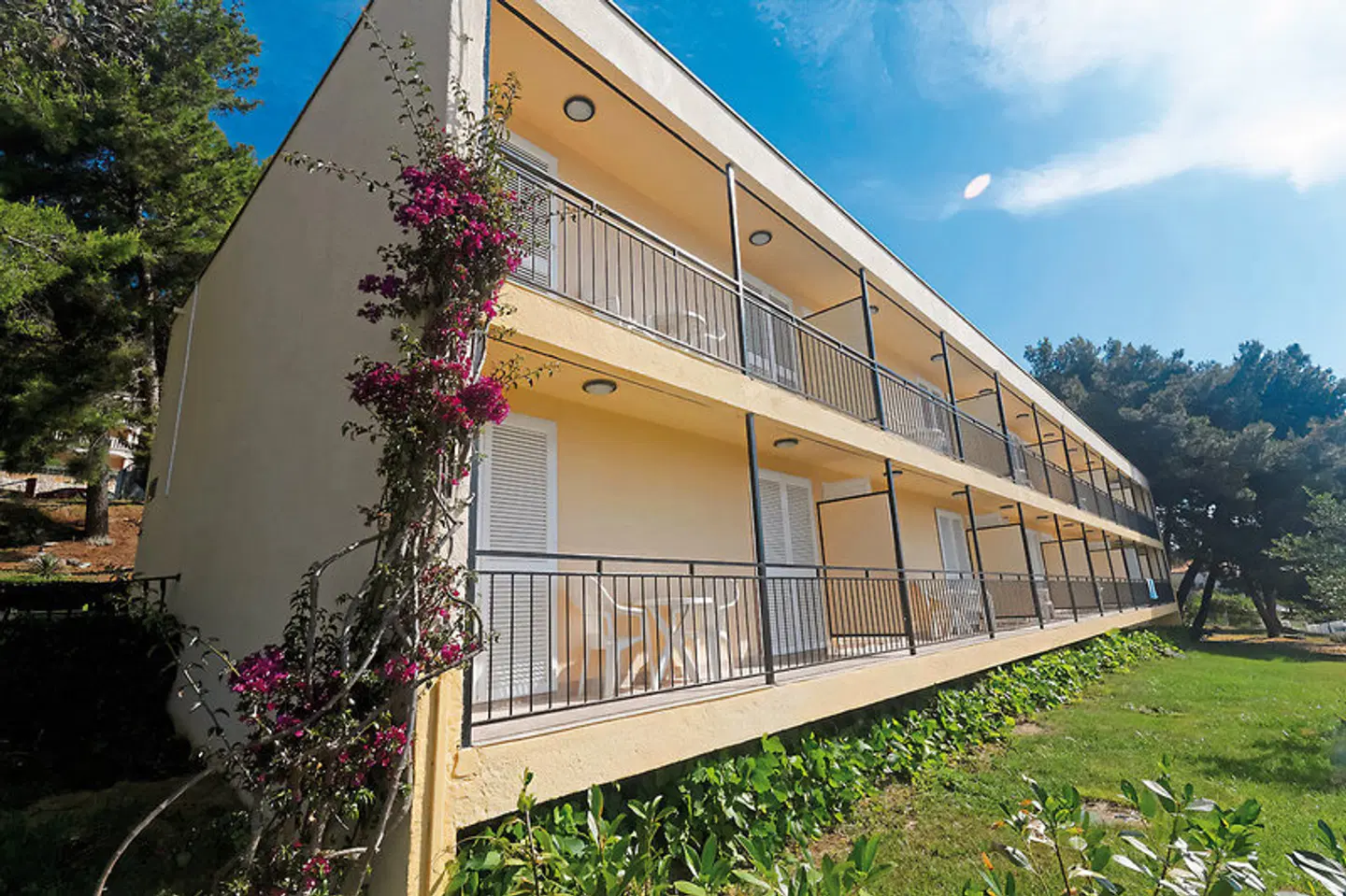 All Inclusive Resort Val EXTERIOR
