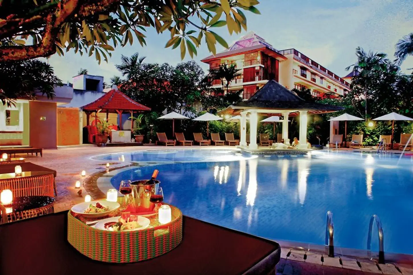 Puri Raja Hotel Legian Bali OUTDOOR_POOL