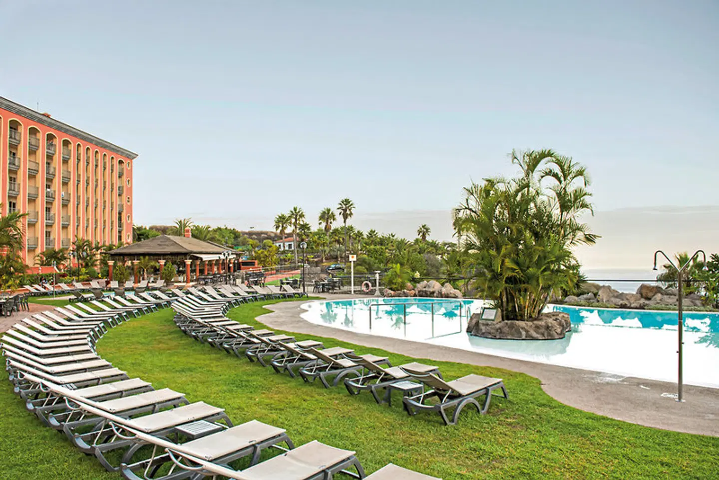 Las Águilas Tenerife Affiliated by Meliá OUTDOOR_POOL
