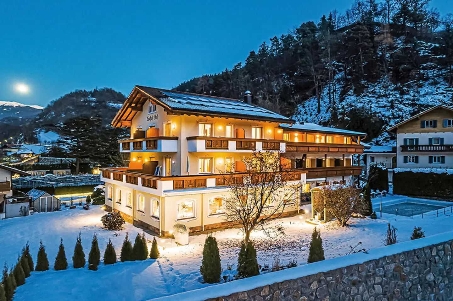 Bischofhof EXTERIOR