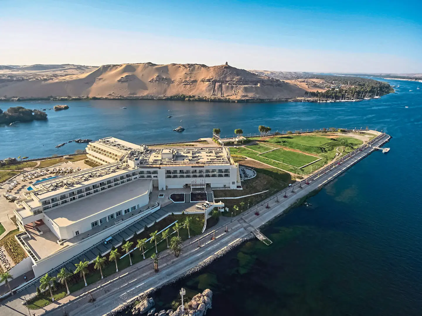 Mövenpick Resort Aswan EXTERIOR