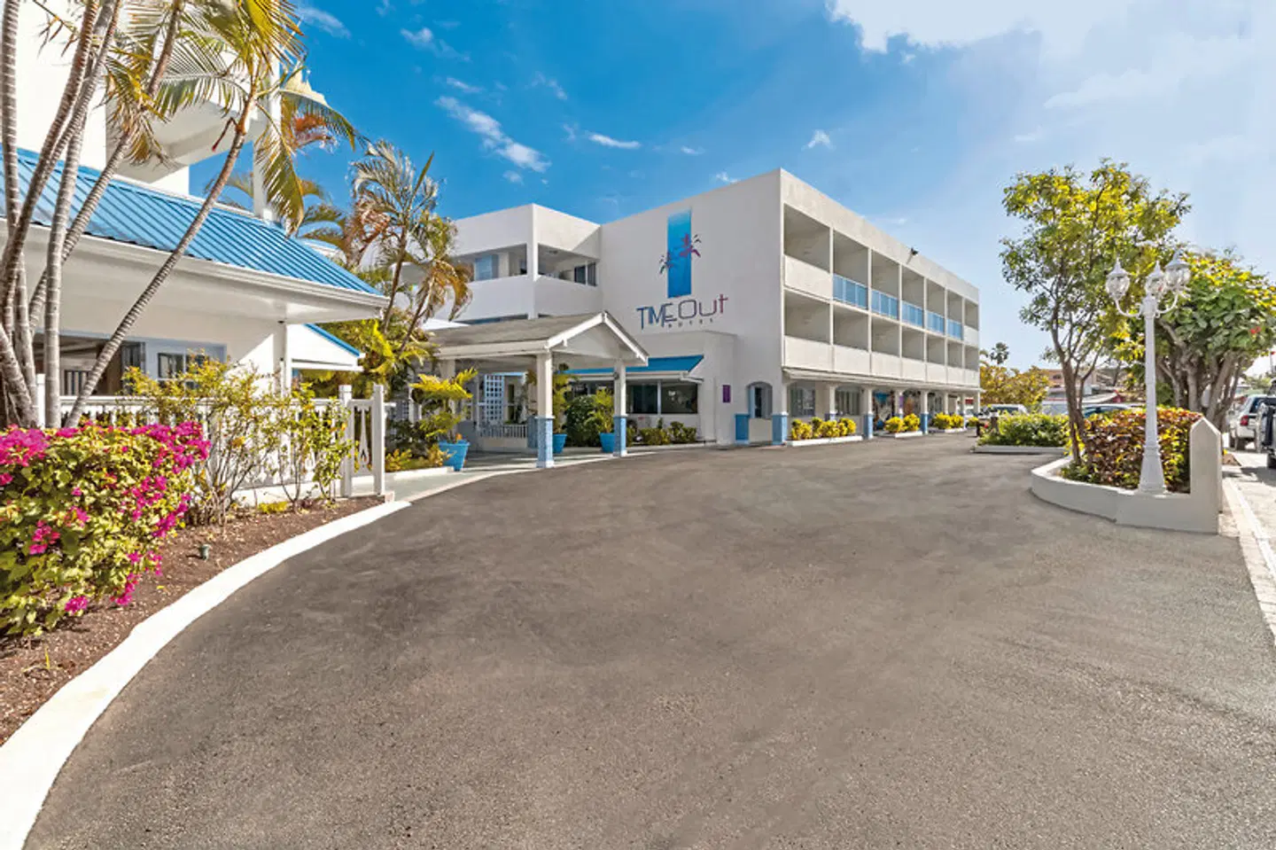 Time Out Hotel EXTERIOR