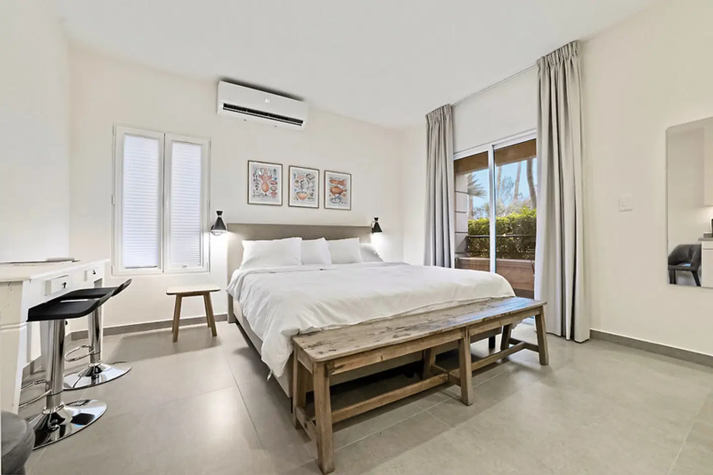 The Bellafonte Luxury Oceanfront Hotel ROOM_EXAMPLE