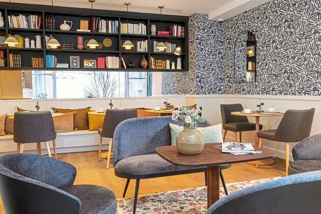 Le Petit Oberkampf Hotel & Spa Bar