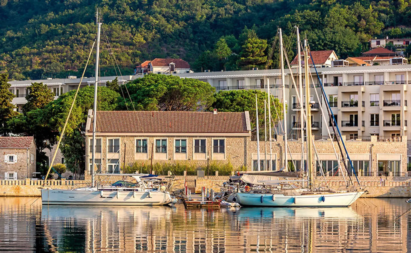 Lazure Hotel & Marina Terrasse