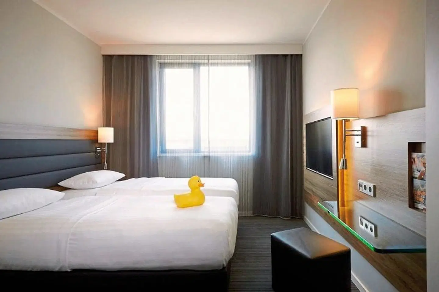 Moxy London Excel ROOM_EXAMPLE