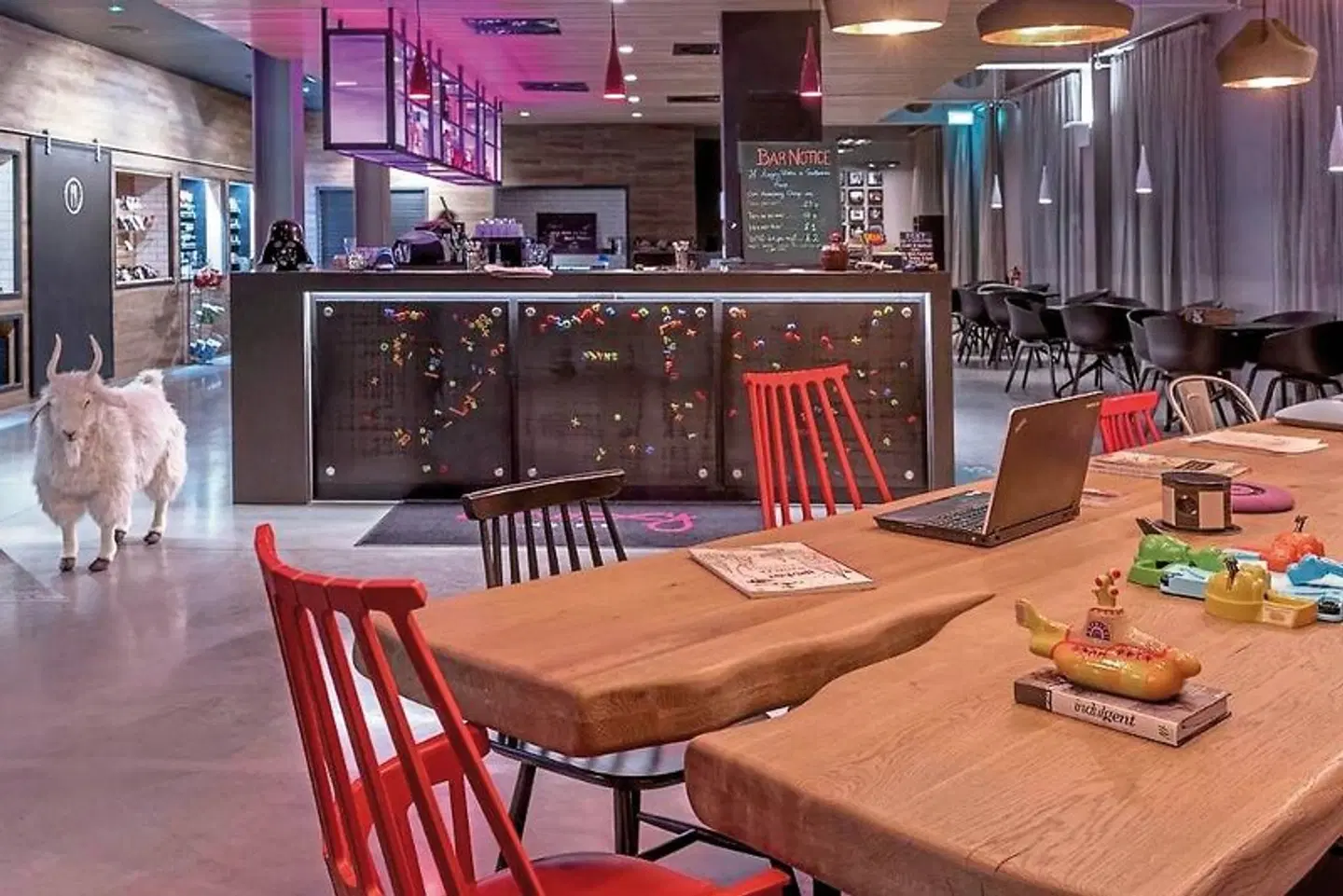 Moxy London Excel Bar