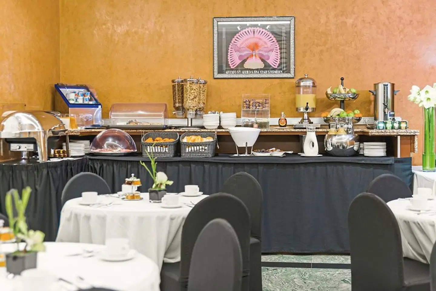 Le Patio Bastille Restaurant