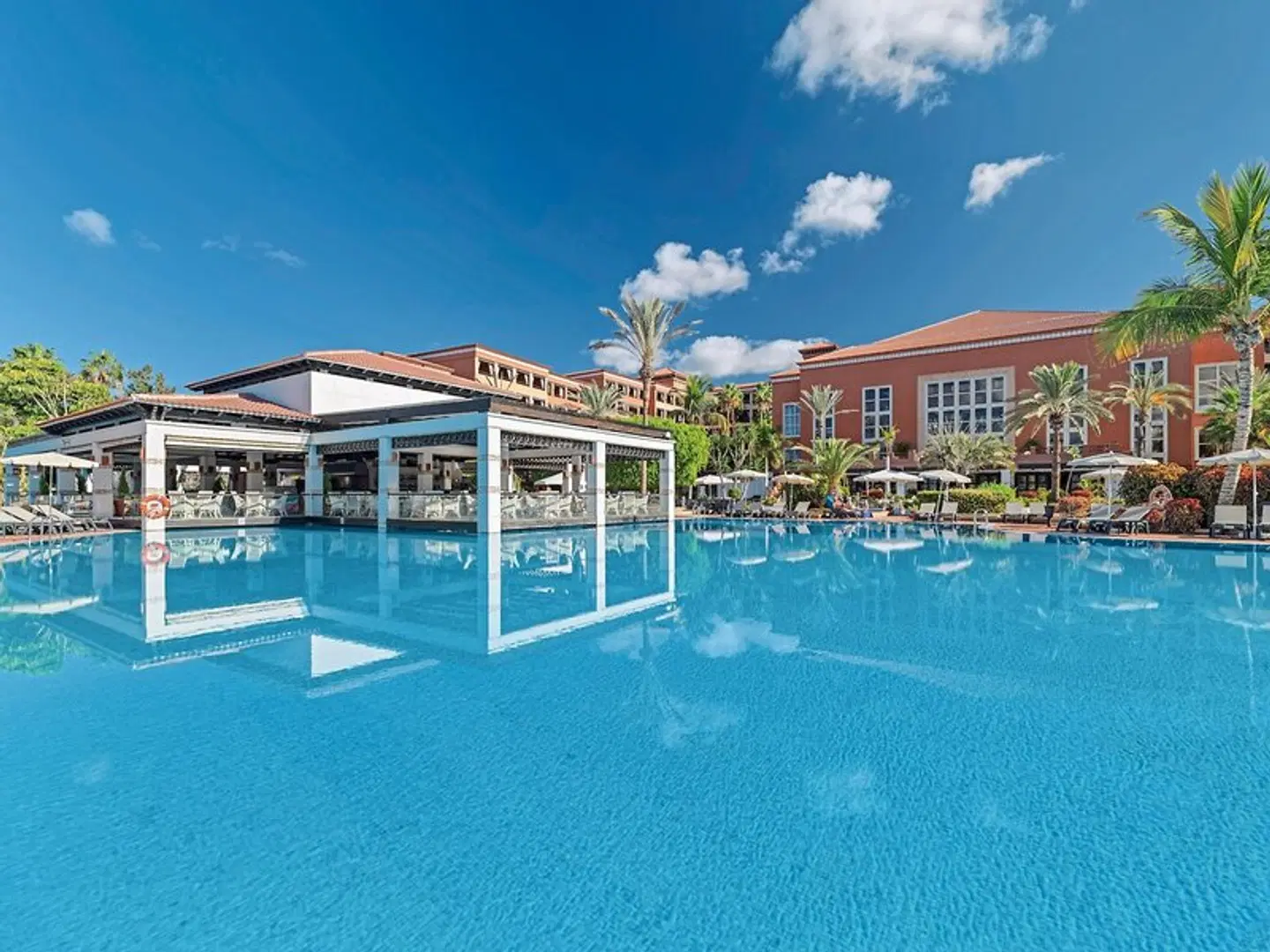 H10 Costa Adeje Palace OUTDOOR_POOL