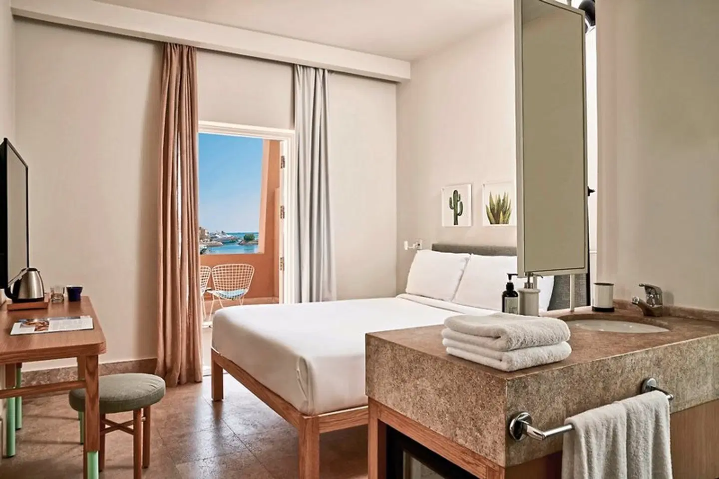 Captain's Inn ROOM_EXAMPLE