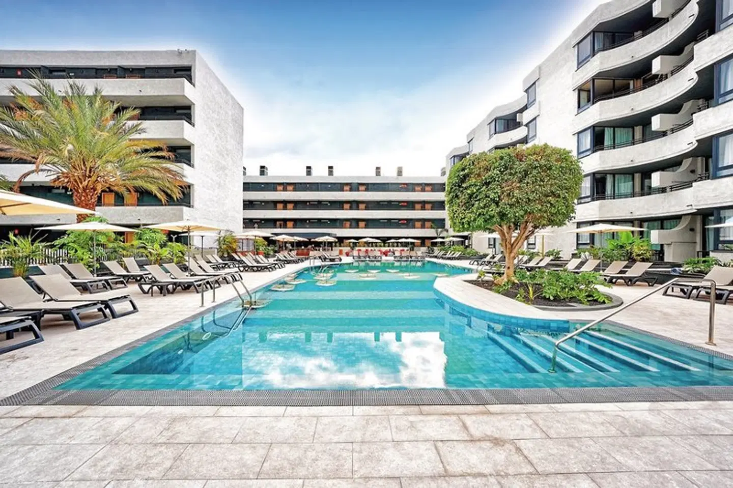 HOVIMA Suites Costa Adeje OUTDOOR_POOL