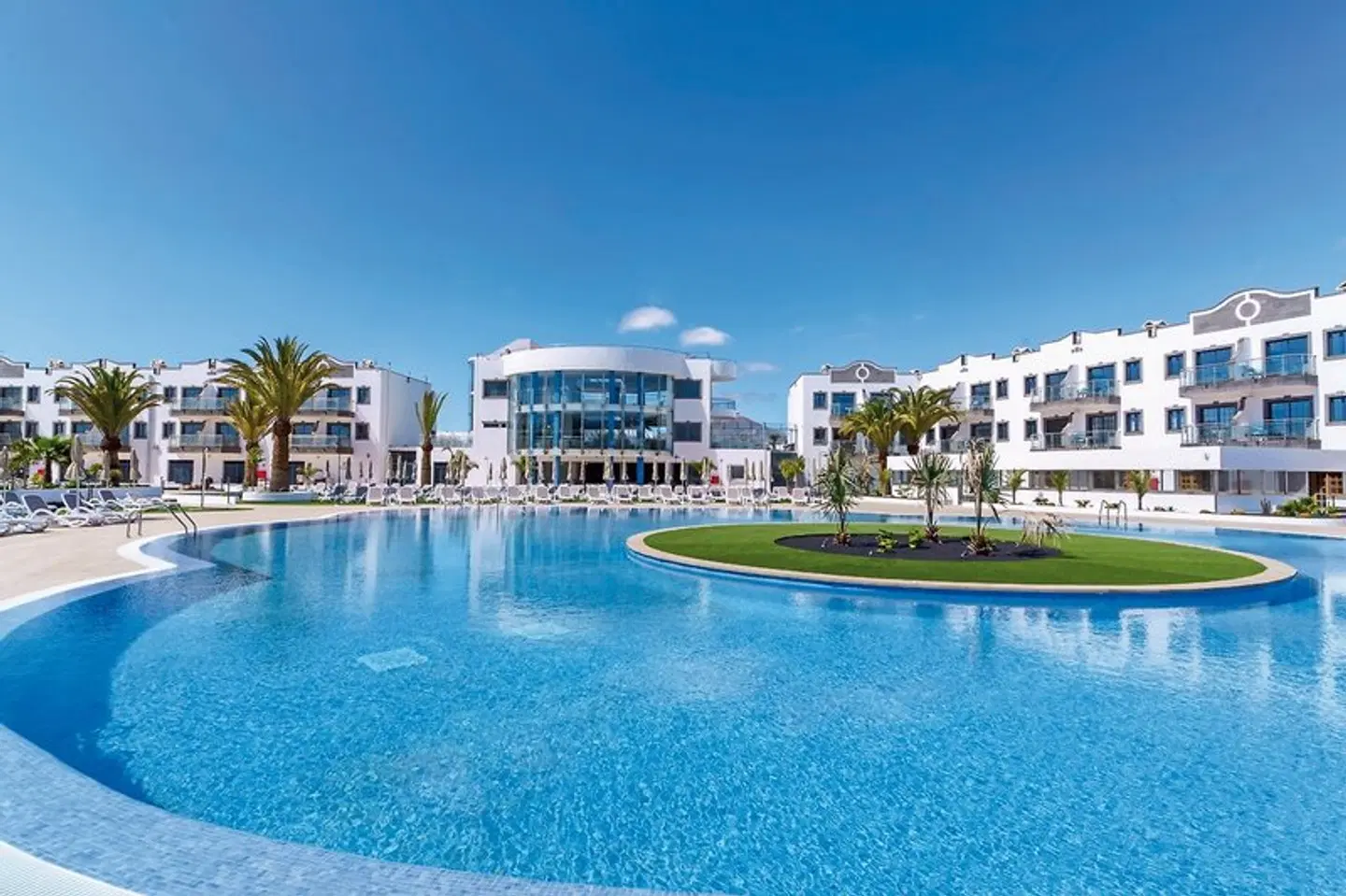 Cordial Marina Blanca OUTDOOR_POOL