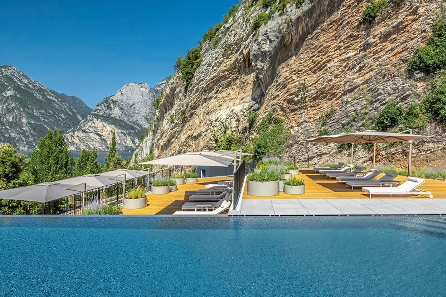 Gardea Soulfamily Resort OUTDOOR_POOL