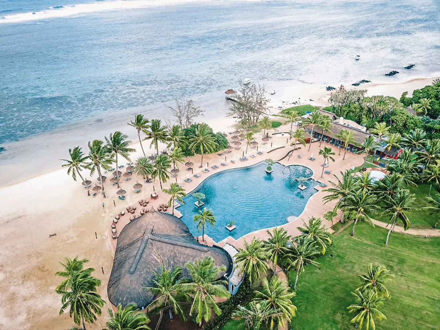 Outrigger Mauritius Resort & Spa OUTDOOR_POOL