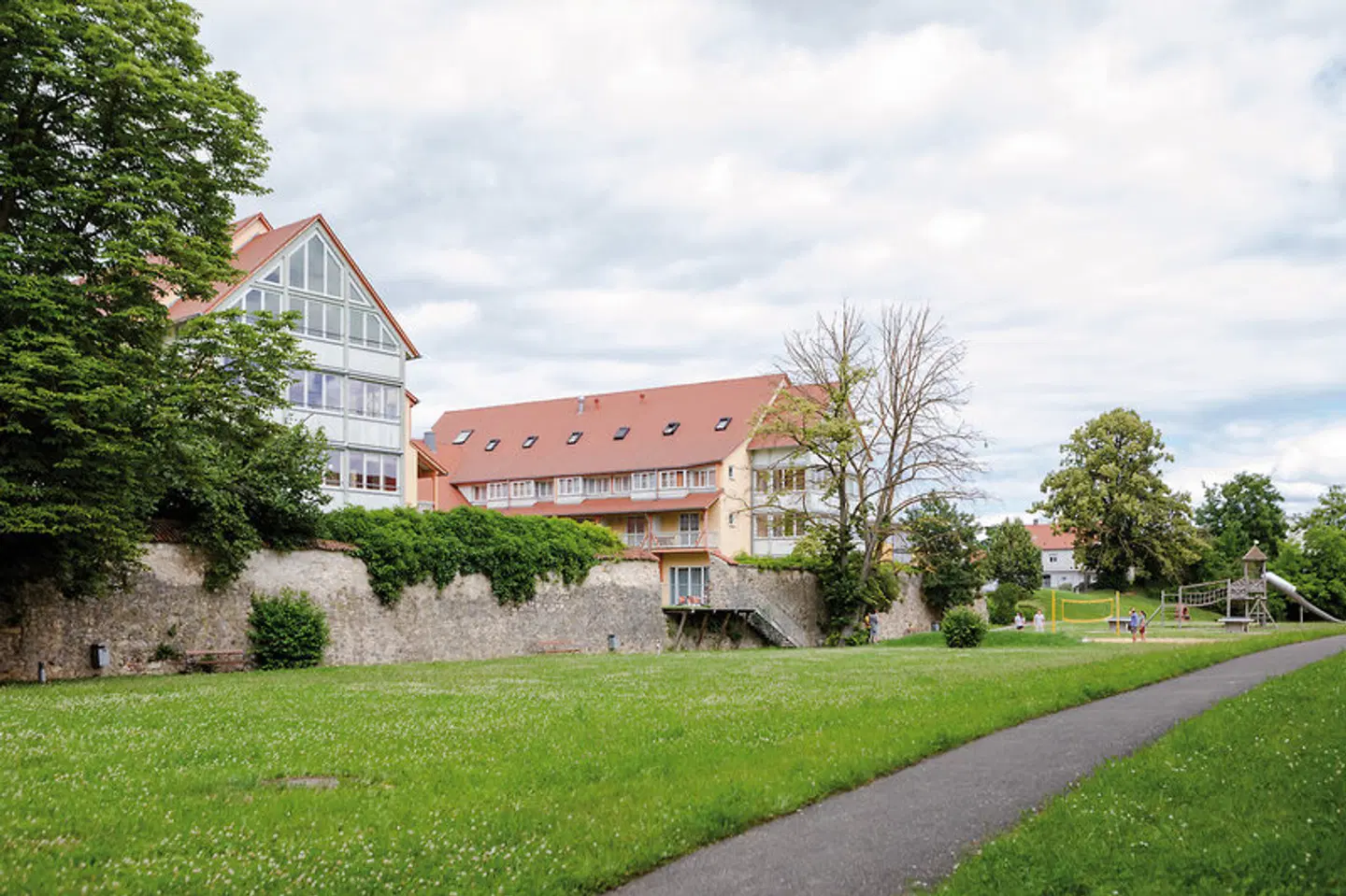 JUFA Hotel Nördlingen Garten