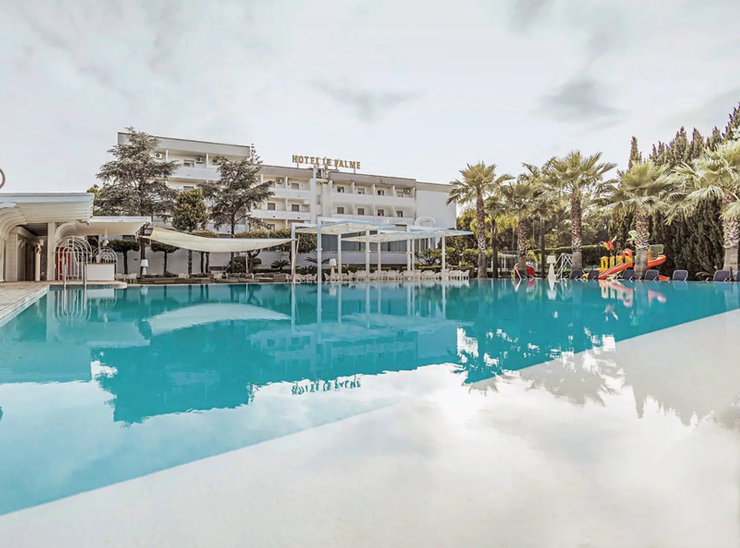 Le Palme OUTDOOR_POOL