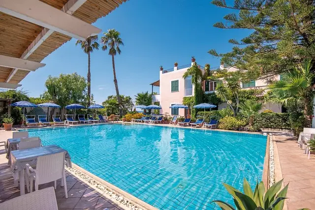 Villa Melodie OUTDOOR_POOL