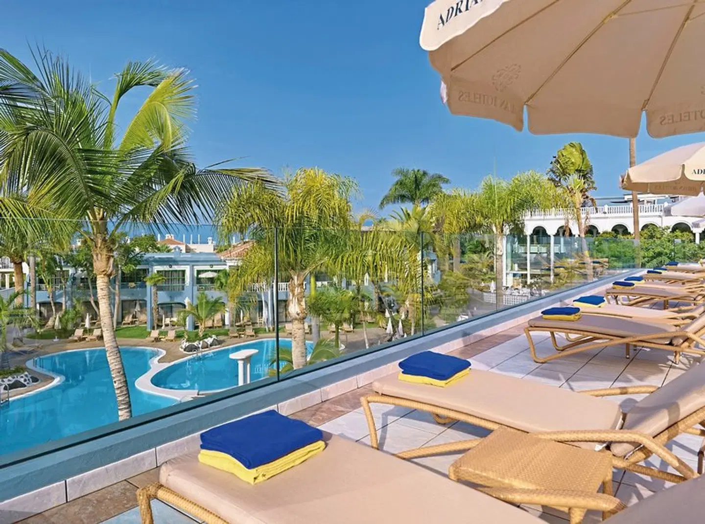 ADRIAN Hoteles Colón Guanahaní Terrasse