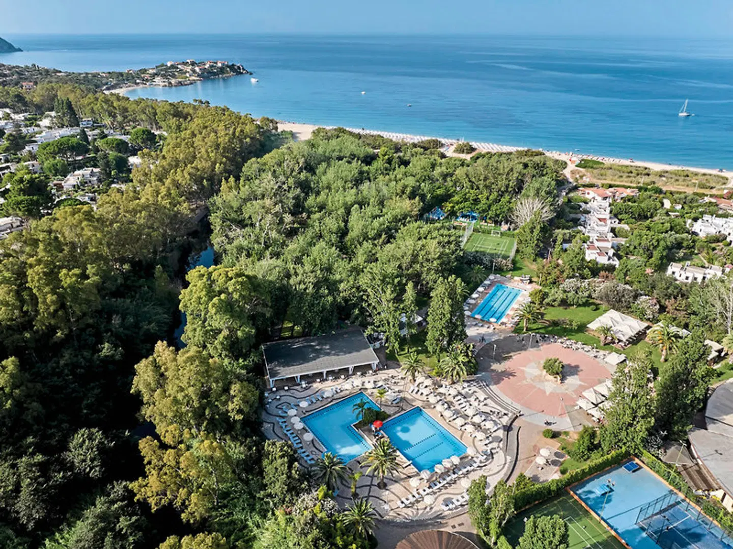 Calaserena Resort EXTERIOR
