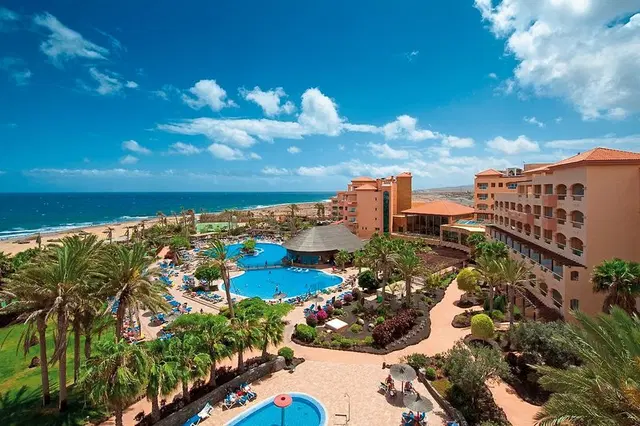 Elba Sara Beach & Golf Resort EXTERIOR