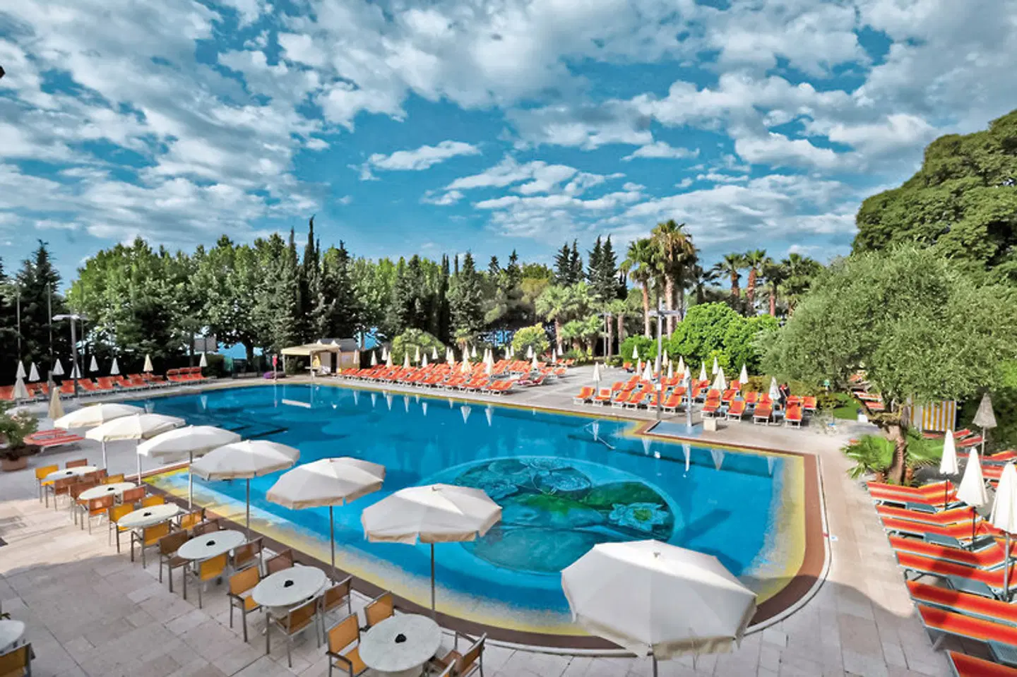 Parc Hotel Gritti OUTDOOR_POOL