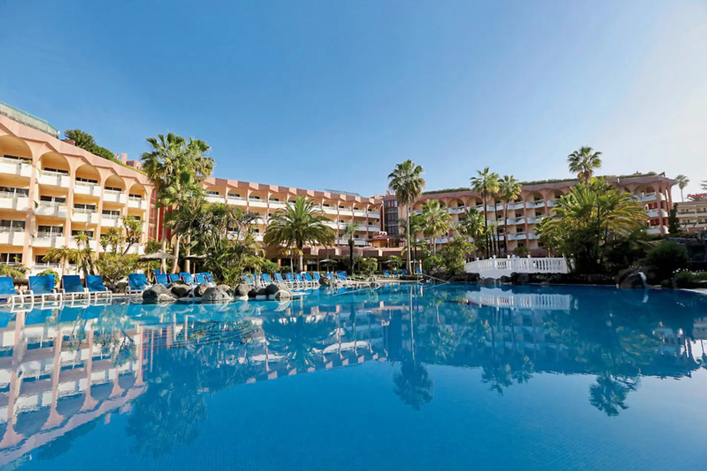 Puerto Palace OUTDOOR_POOL