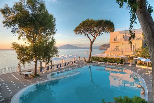 Grand Hotel Riviera OUTDOOR_POOL