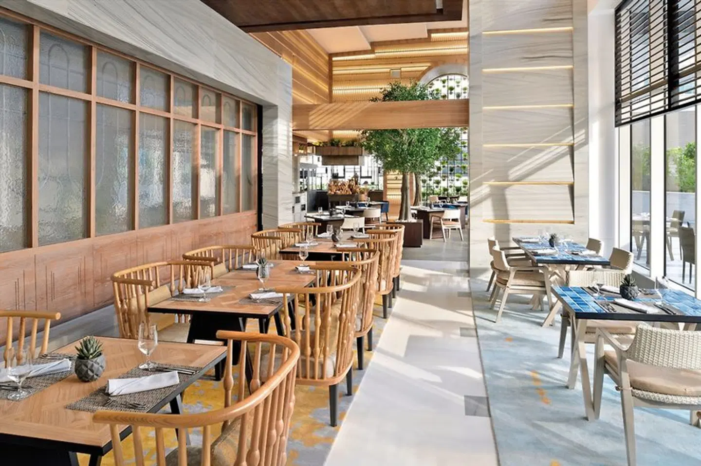 Crowne Plaza Dubai Marina Restaurant