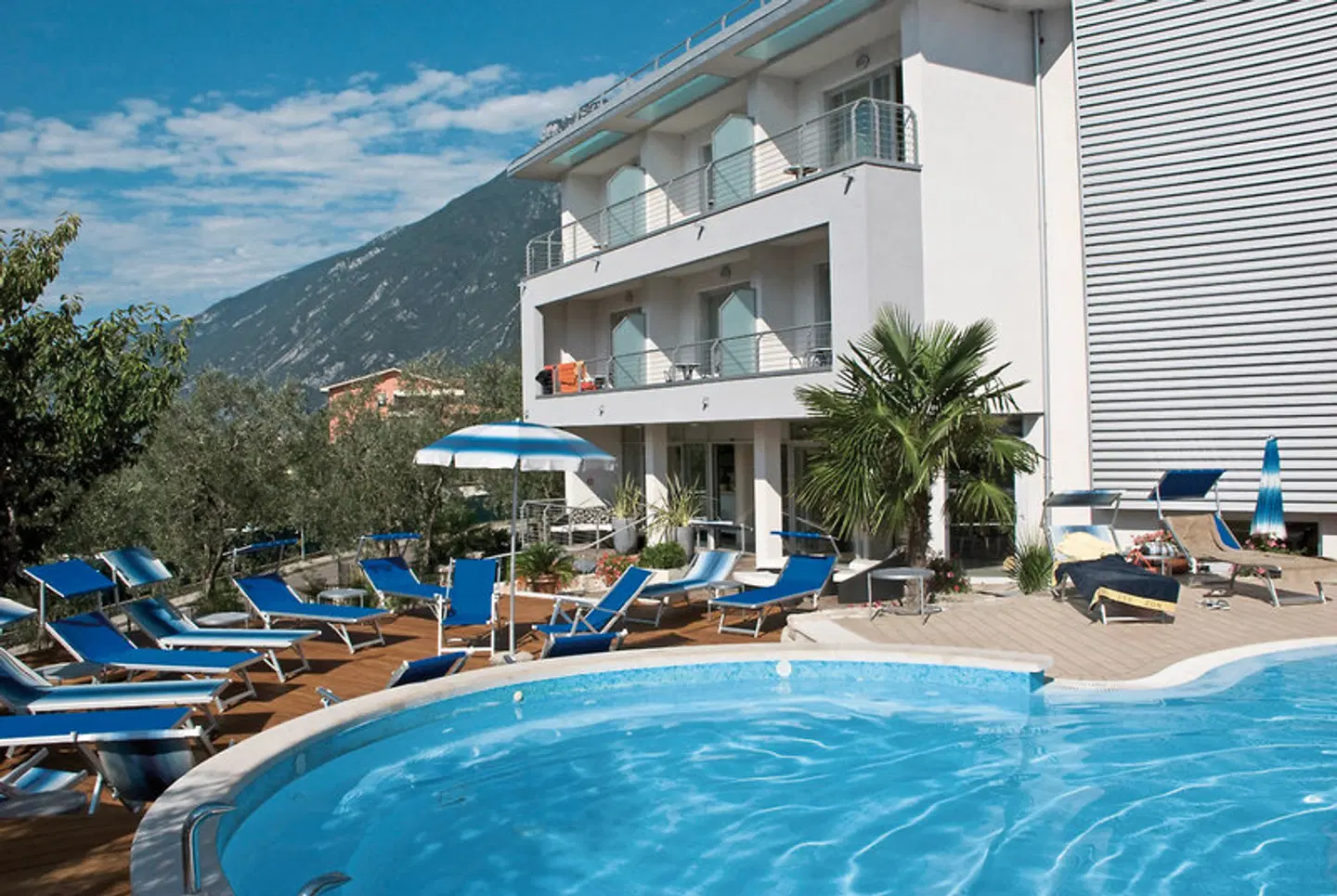 Campagnola OUTDOOR_POOL