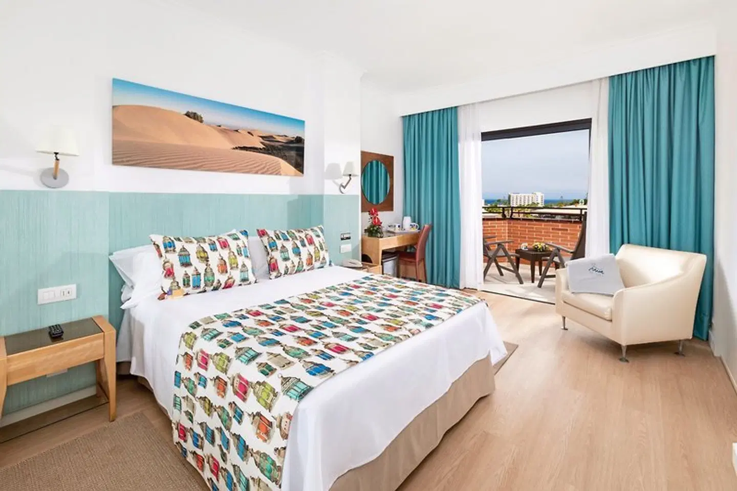 MUR Hotel Neptuno ROOM_EXAMPLE