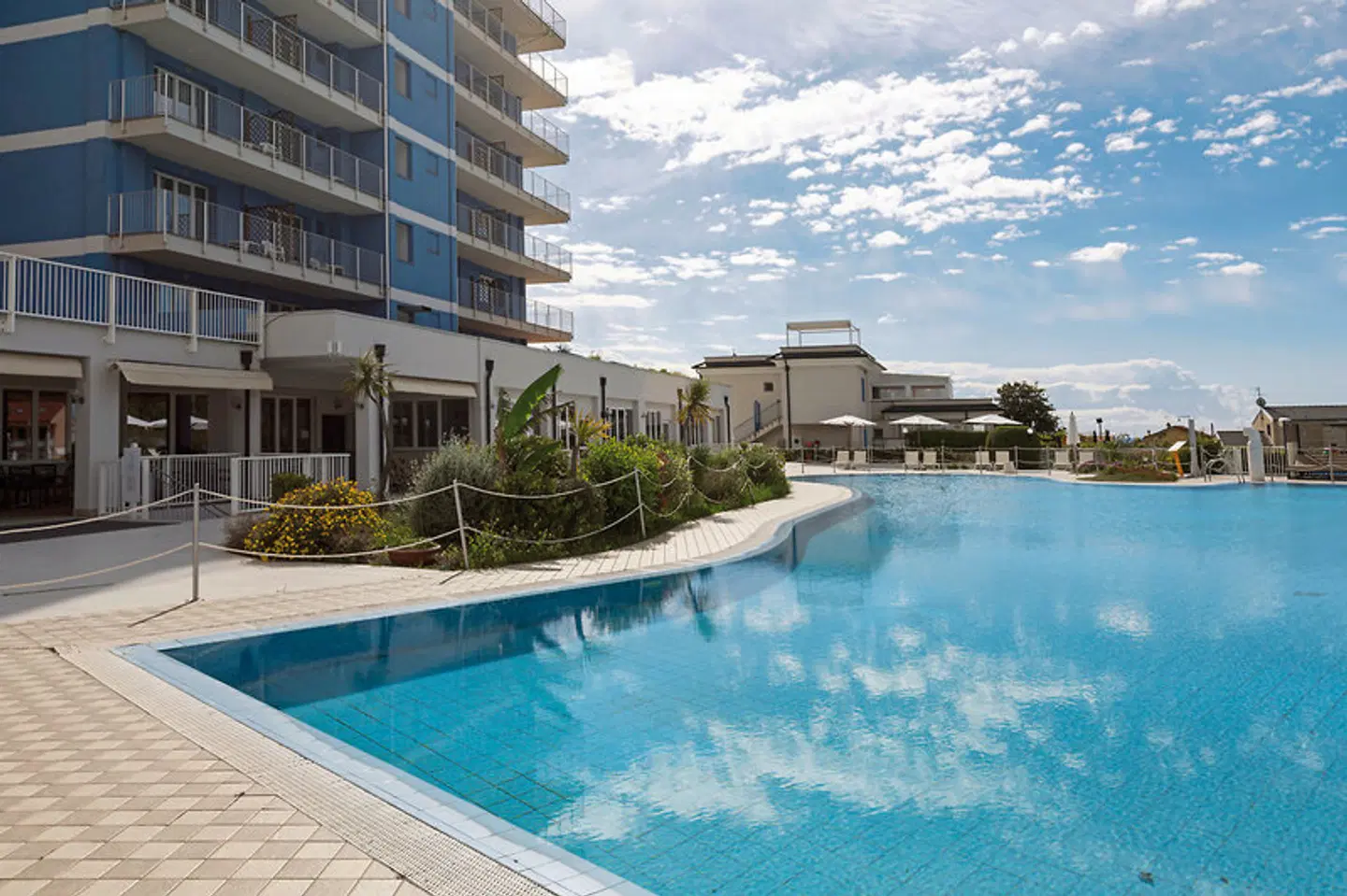 Ai Pozzi Village Spa Resort OUTDOOR_POOL