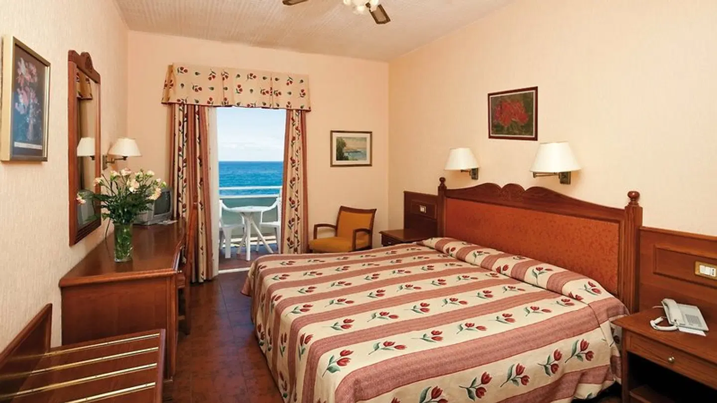 Monopol ROOM_EXAMPLE