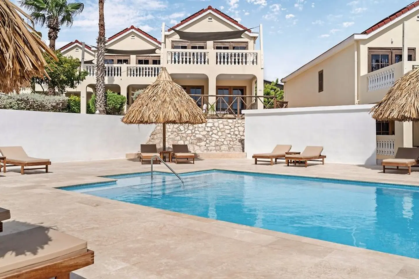 Sonesta Hotels & Resorts Livingstone Curaçao OUTDOOR_POOL