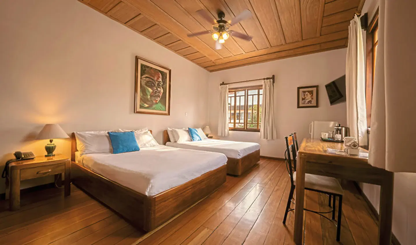Fleur de Lys ROOM_EXAMPLE