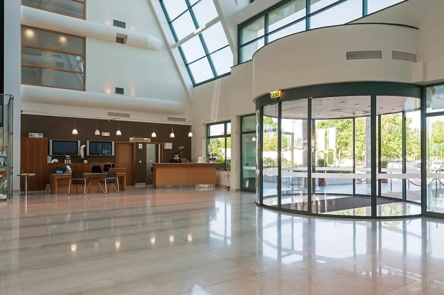 Livada Prestige LOUNGE_LOBBY