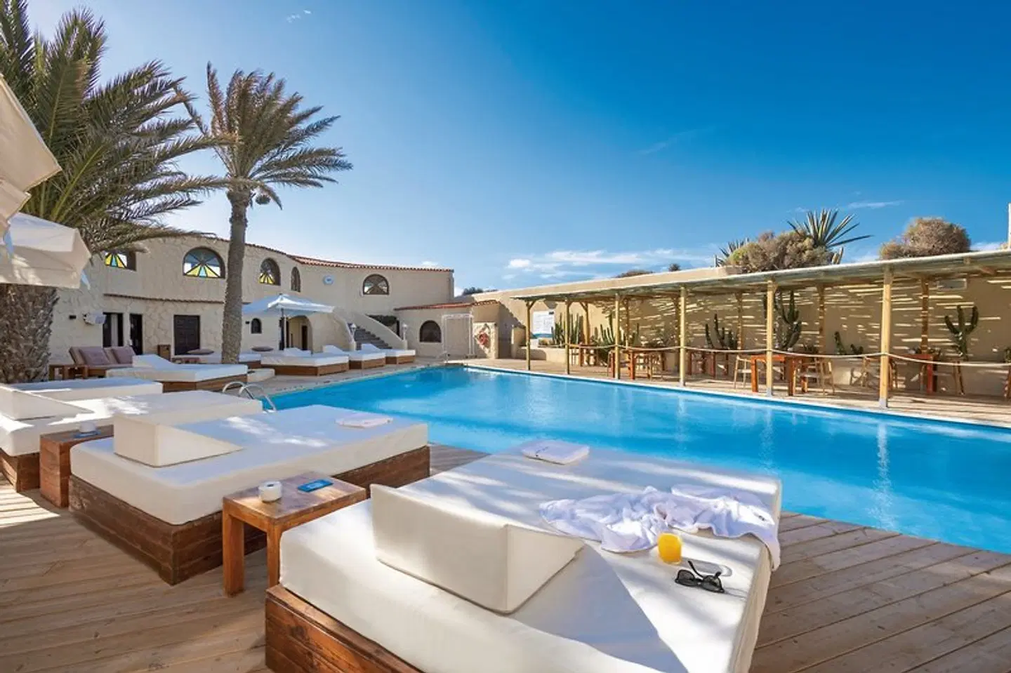 Playa Surf CBbC Hotel OUTDOOR_POOL