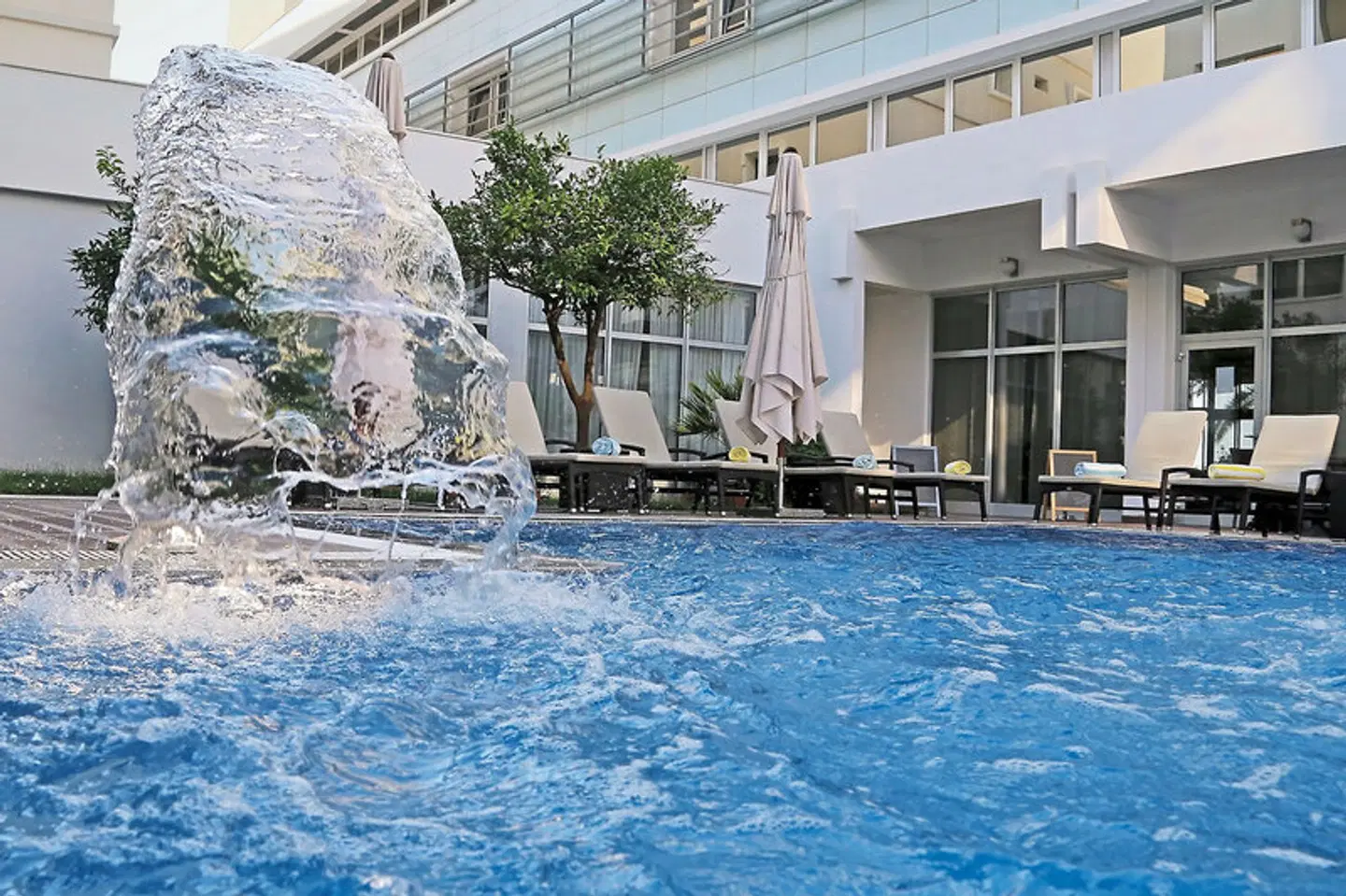 Hotel Lero OUTDOOR_POOL