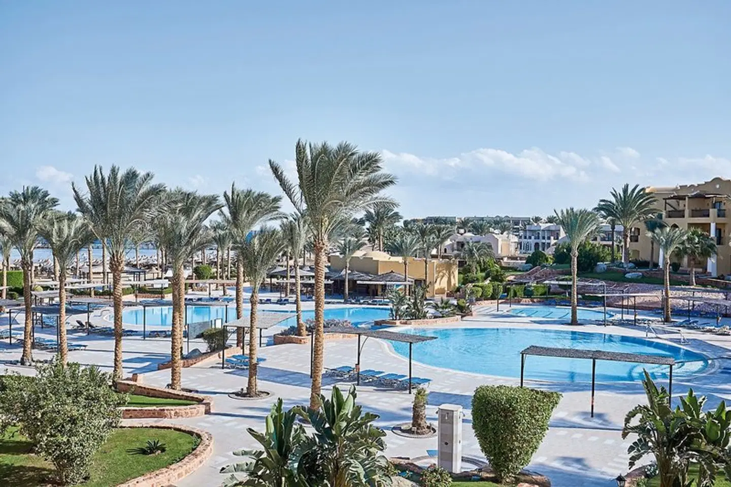 JAZ Solaya OUTDOOR_POOL