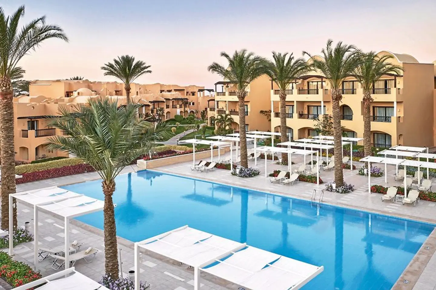 JAZ Solaya OUTDOOR_POOL