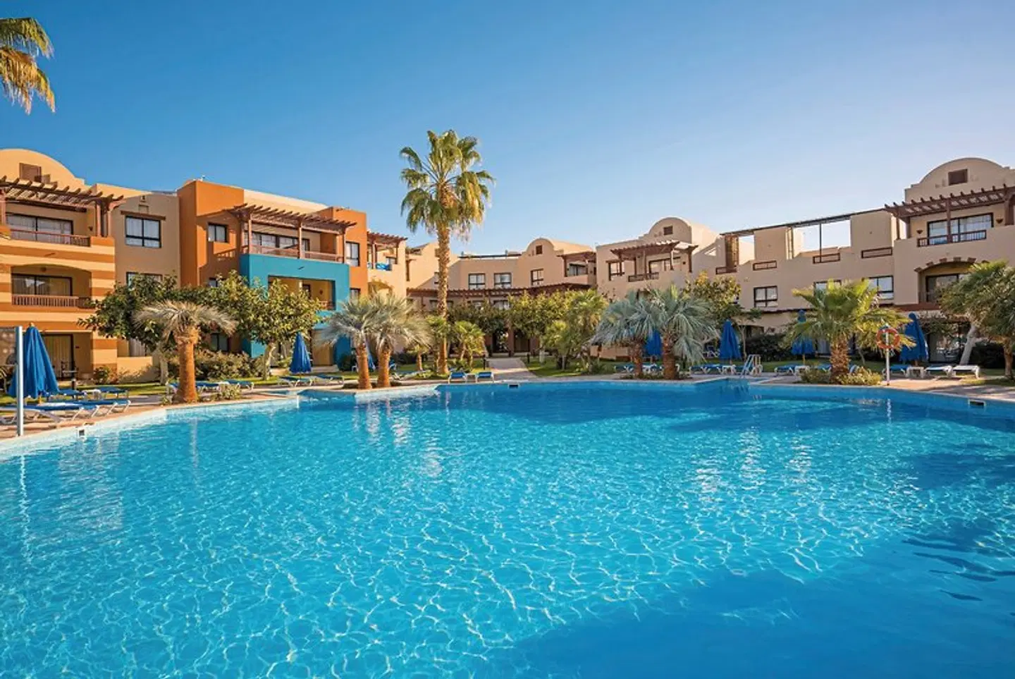 Marina Resort Port Ghalib, a member of Radisson Individuals OUTDOOR_POOL