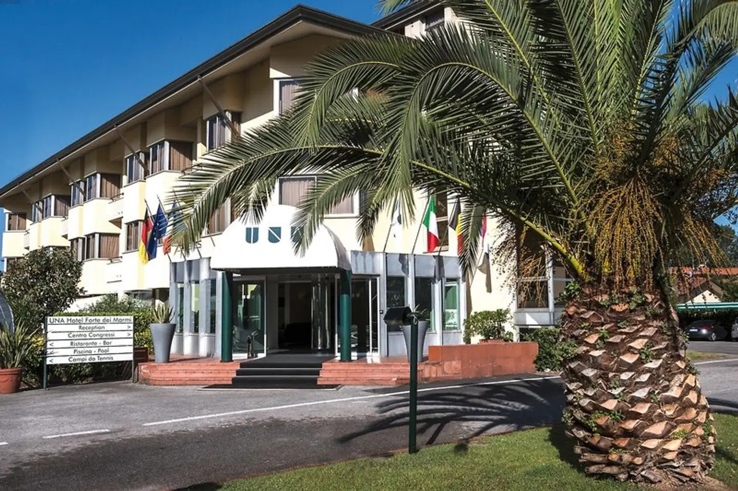 UNAHOTELS Forte dei Marmi EXTERIOR