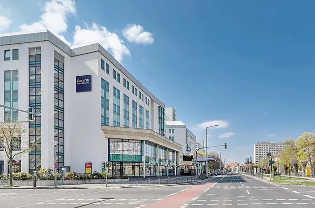 Dorint Hotel Dresden EXTERIOR