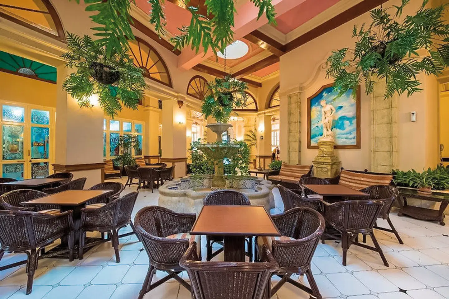 Plaza LOUNGE_LOBBY