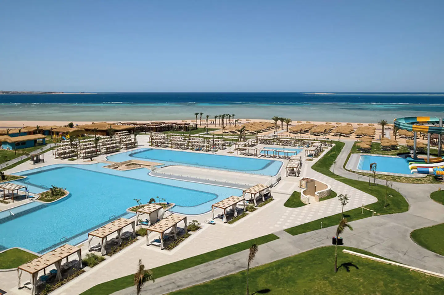 JAZ Elite Asteria OUTDOOR_POOL