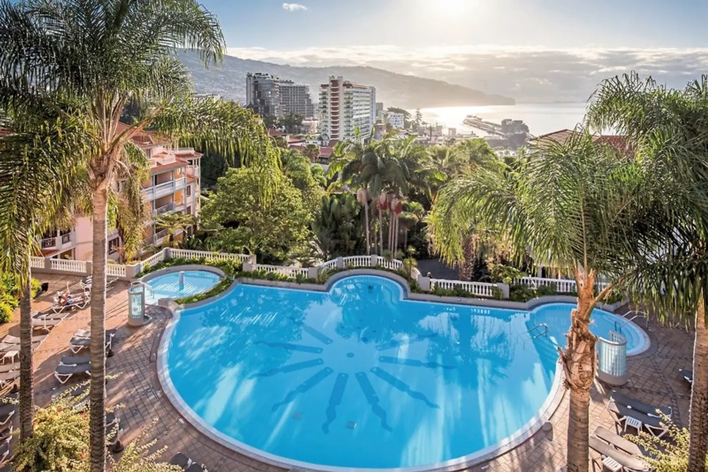 Pestana Miramar Garden & Ocean Hotel OUTDOOR_POOL